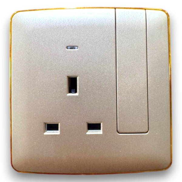13A switched socket with neon (big button)